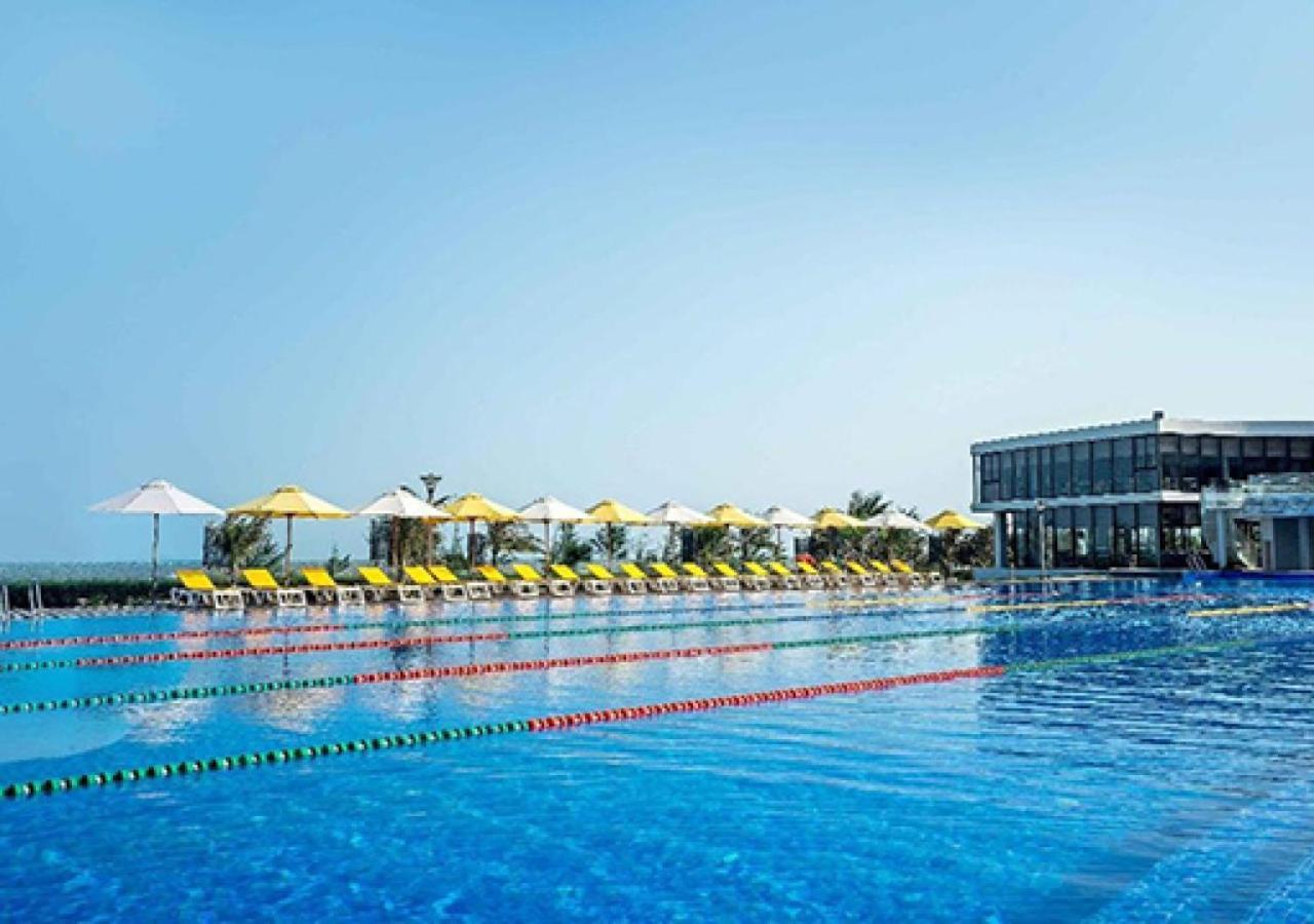 Oceanami Resort Sea View Лонгхай Экстерьер фото
