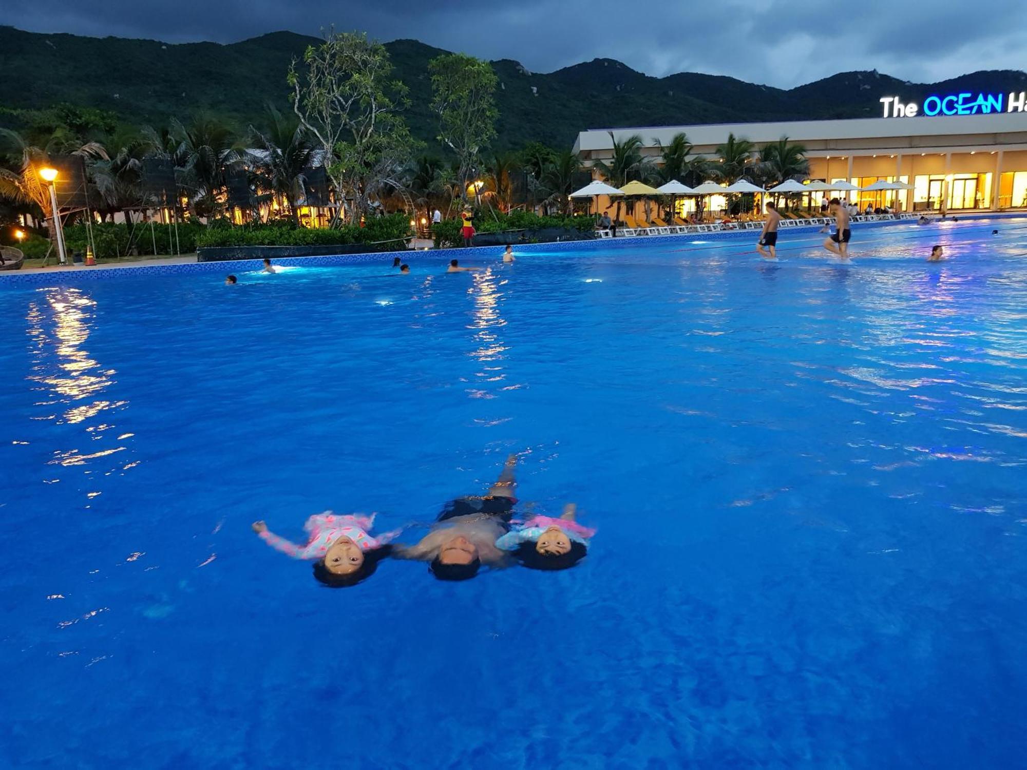 Oceanami Resort Sea View Лонгхай Экстерьер фото
